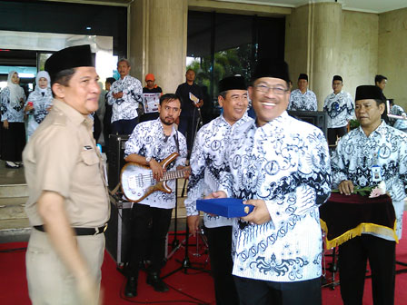 Pencarian PGRI Kepulauanseribu - Persatuan Guru Republik Indonesia Cabang Kepulauanseribu